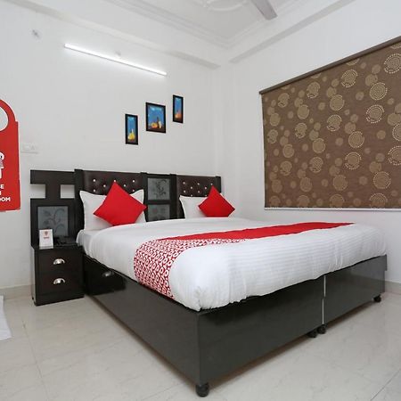 Oyo 11306 Ss Hotel Gorakhpur Exterior photo