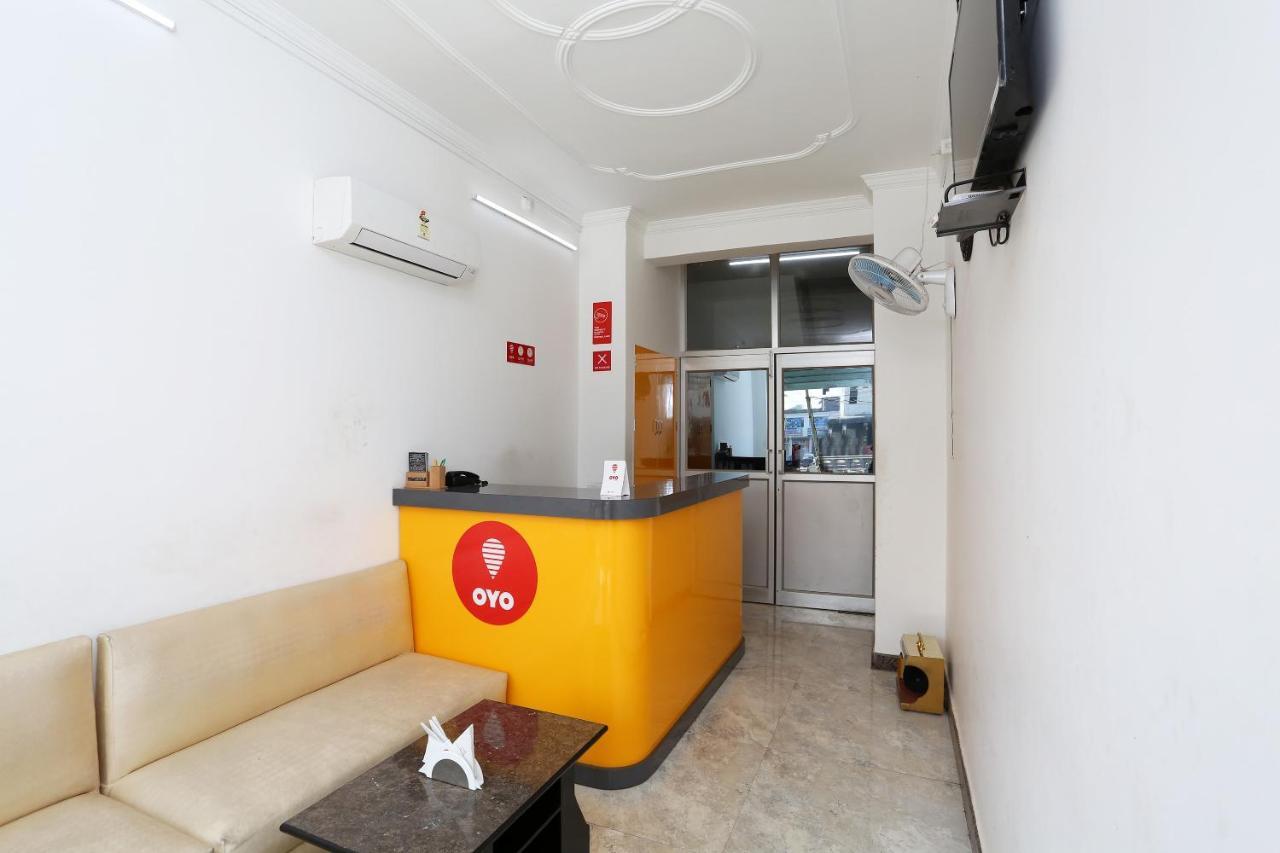 Oyo 11306 Ss Hotel Gorakhpur Exterior photo