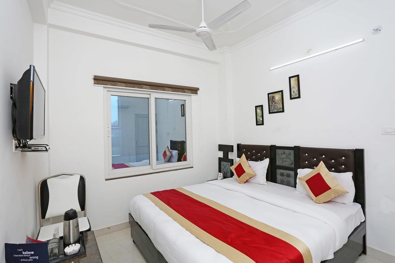Oyo 11306 Ss Hotel Gorakhpur Exterior photo