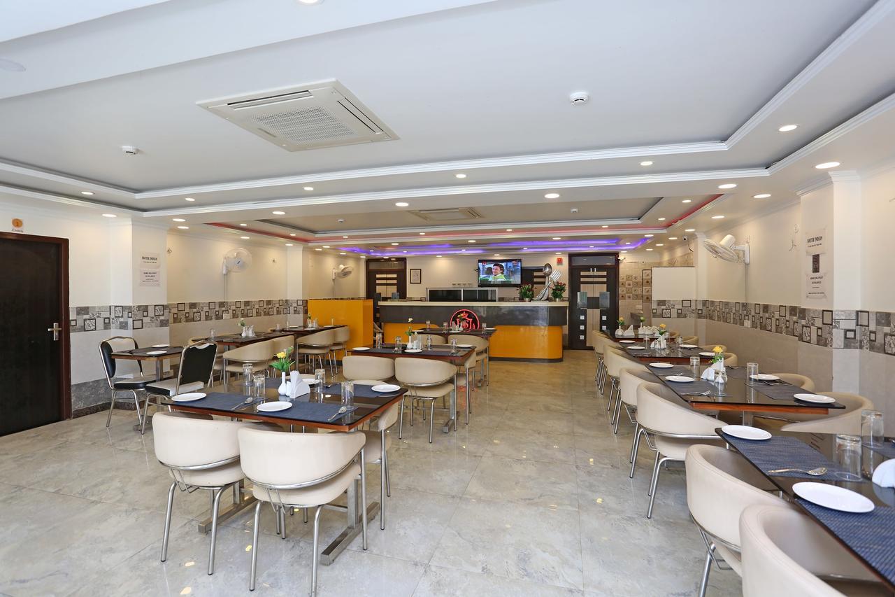Oyo 11306 Ss Hotel Gorakhpur Exterior photo