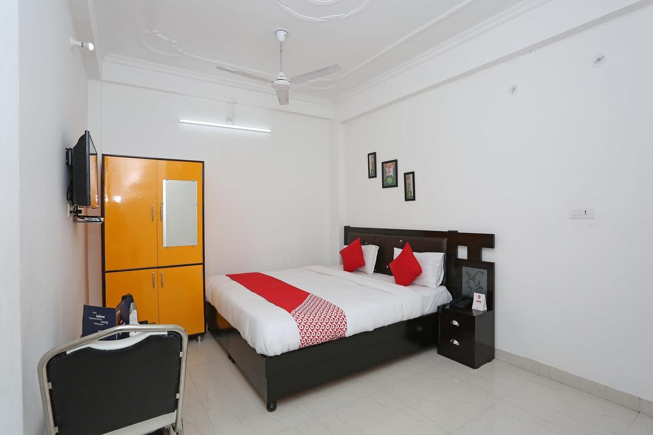 Oyo 11306 Ss Hotel Gorakhpur Exterior photo