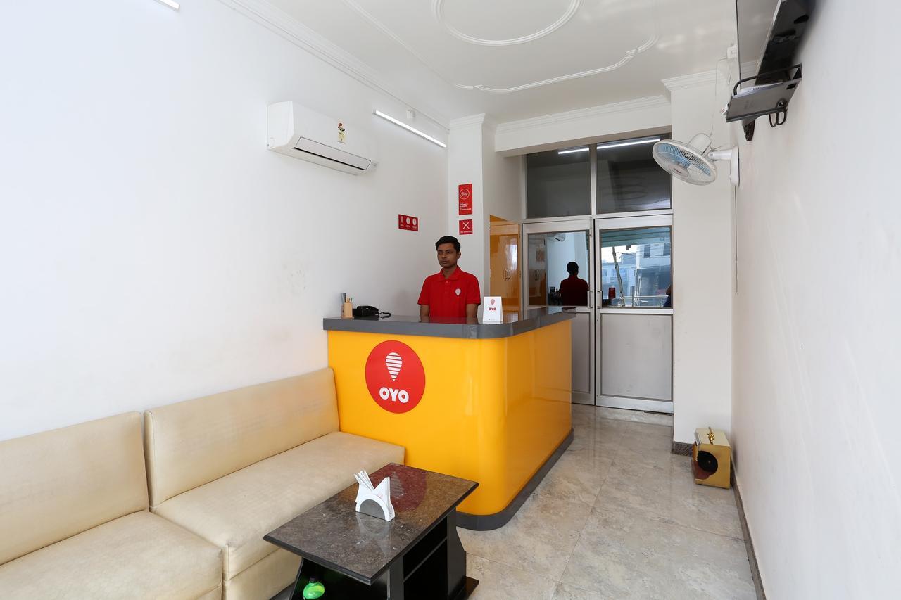 Oyo 11306 Ss Hotel Gorakhpur Exterior photo